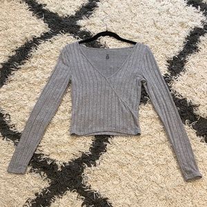 MeToWe Grey PacSun long-sleeve top
